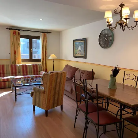 L07 - Torres De Vallibierna Casa - Villmor Holiday home *