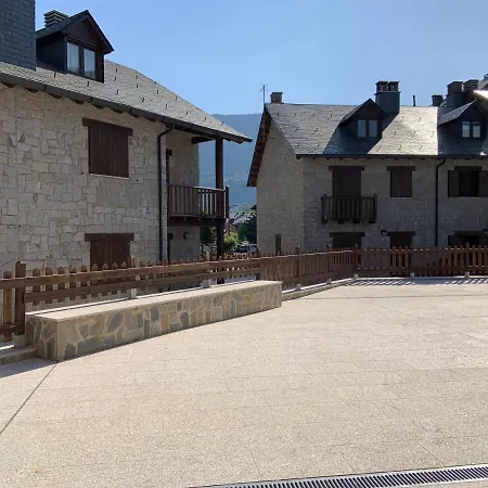 Holiday home L07 - Torres De Vallibierna Casa - Villmor *